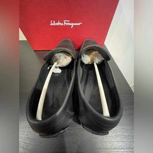 Salvatore Ferragamo NEW Black Leather, Loafers Slip-On, Size 8.5 D main image 7